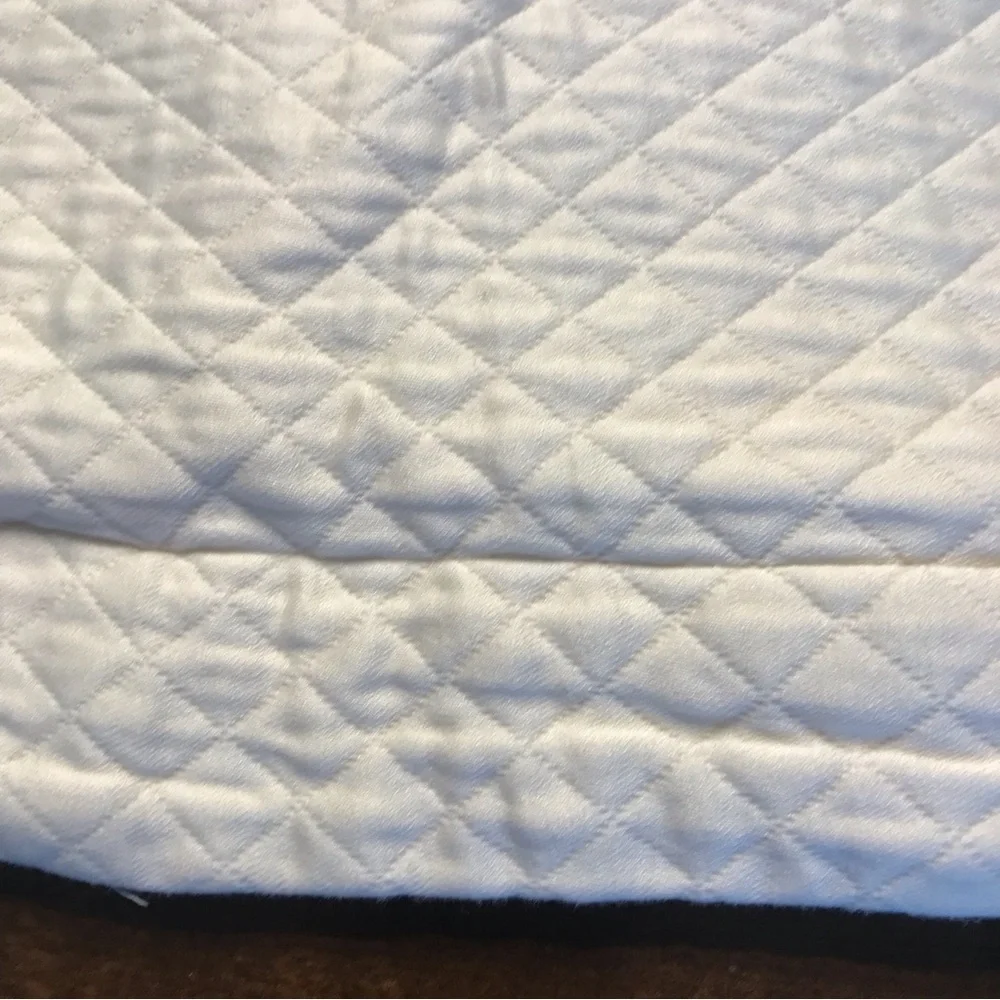 Restoration Hardware Vintage-Washed Diamond Matelasse Standard pillow sham White